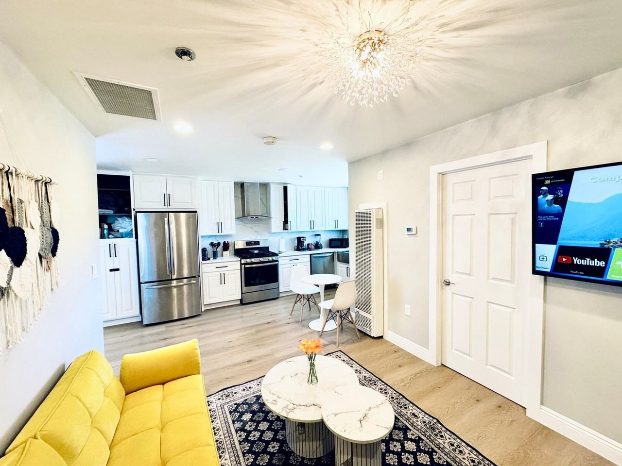 3831 Rogers Rd #1471796P - Photo 5 of 44