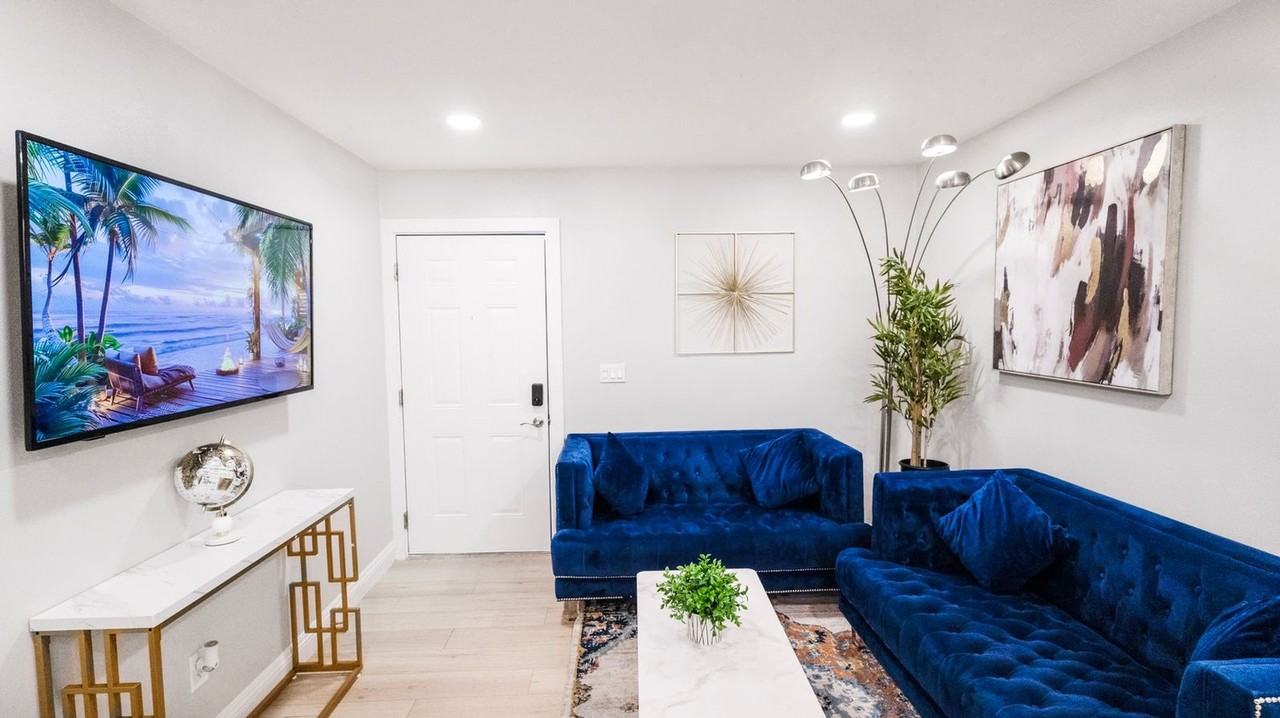 8356 Adams St #1471791P - Photo 6 of 50