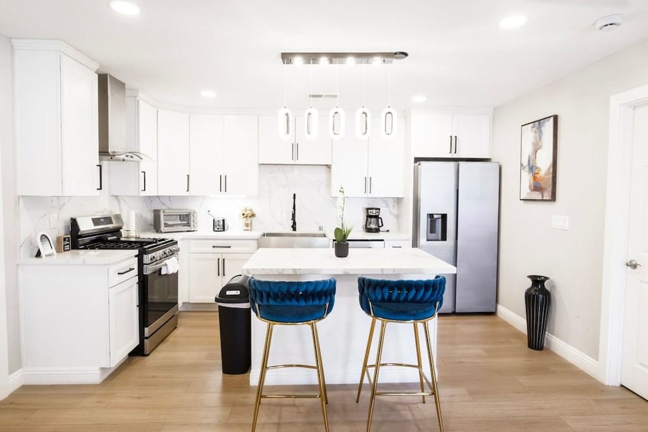 8356 Adams St #1471791P - Photo 7 of 50