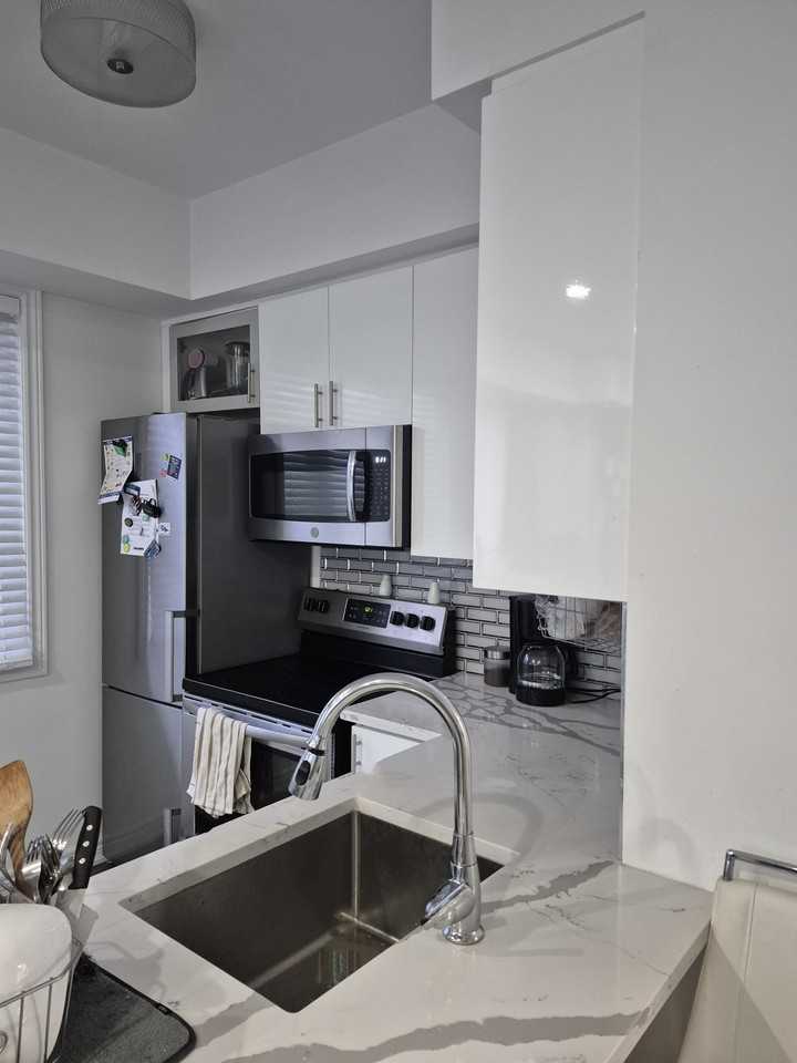 370 Hopewell Avenue - Photo 5 of 6