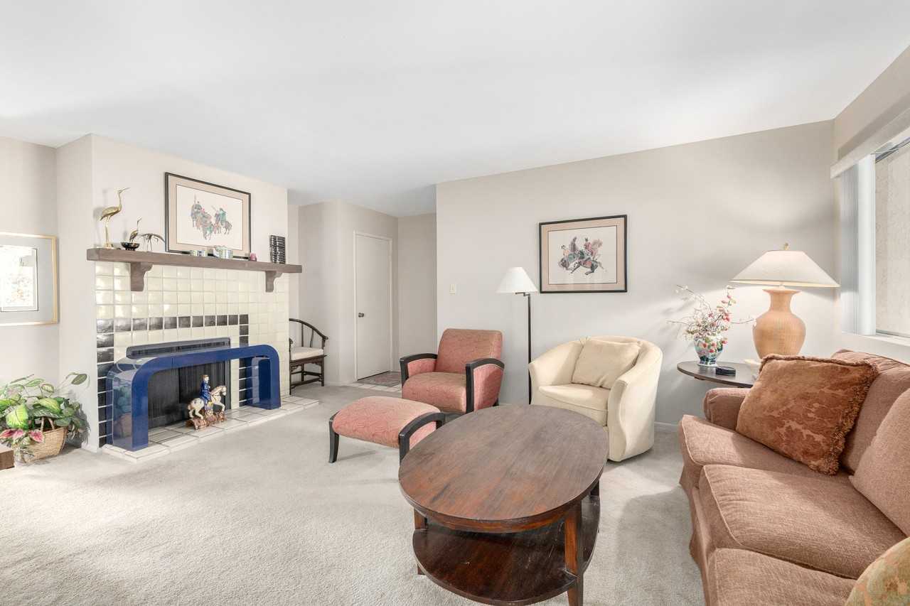 5525 East Thomas Road #H7 - Photo 3 of 17