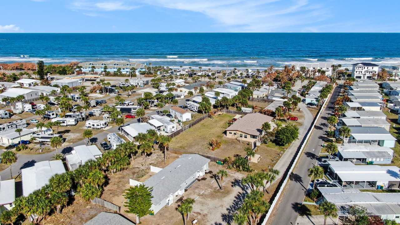 2700 Jimmy Buffett Memorial Highway #12 - Photo 2 of 16