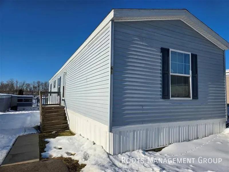 61 Eagle Dr #61 - Photo 2 of 23