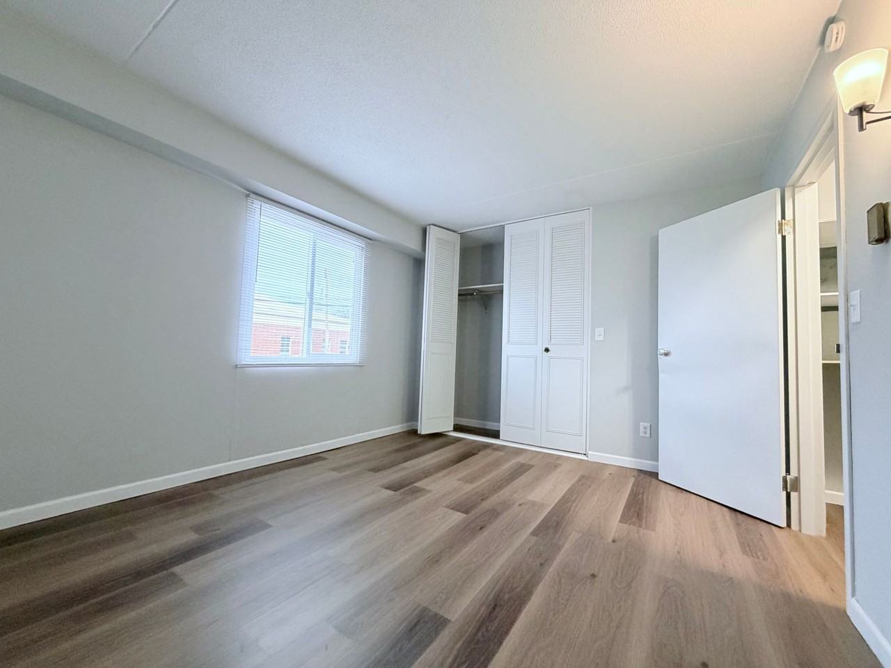 Riverview Tower Apartments - Photo 2 of 18