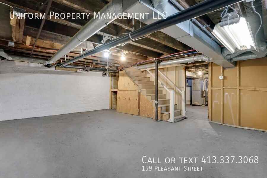 159 Pleasant St - Photo 6 of 33