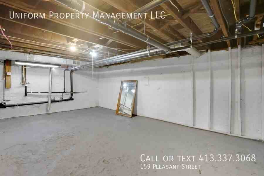 159 Pleasant St - Photo 7 of 33