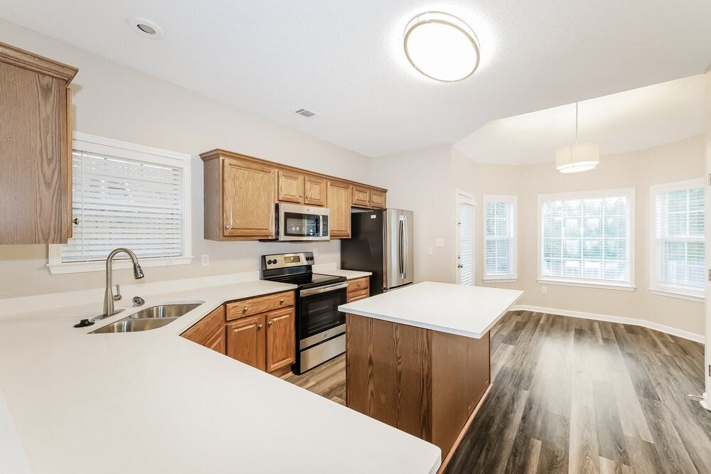 2223 Purple Leaf Ln - Photo 7 of 17