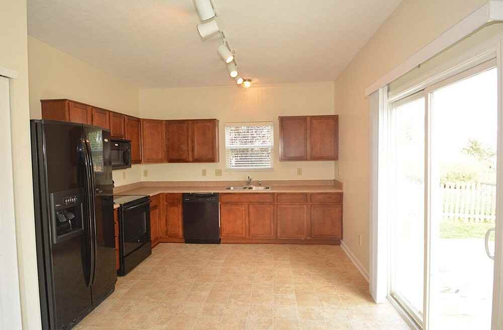 15156 War Emblem Dr - Photo 5 of 27