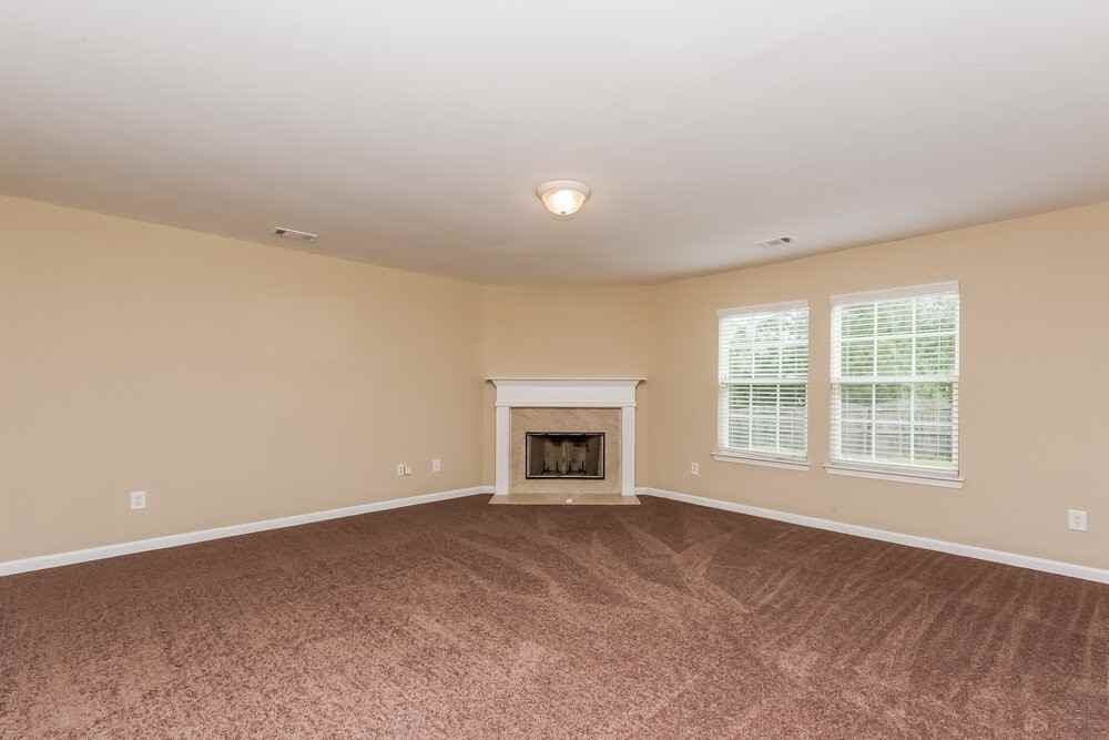 2890 Centerglen Ln - Photo 2 of 20