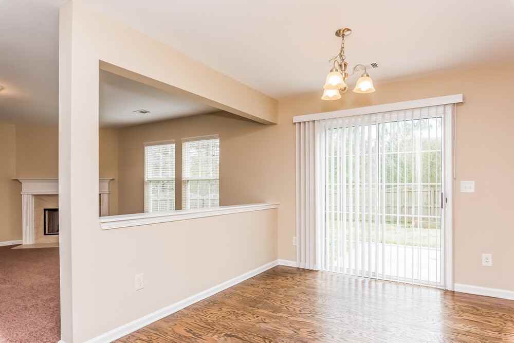 2890 Centerglen Ln - Photo 6 of 20