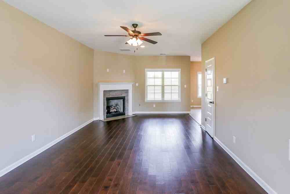 5498 Riverstone Dr - Photo 4 of 19