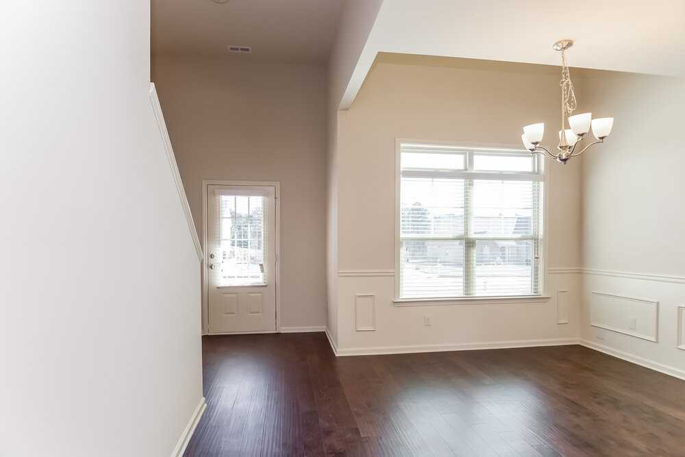 3221 Puritan Way - Photo 4 of 15