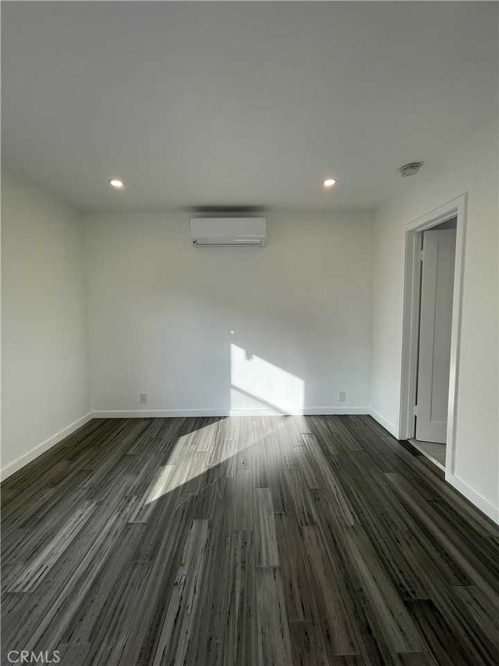 357 E Plenty St #357 - Photo 7 of 17