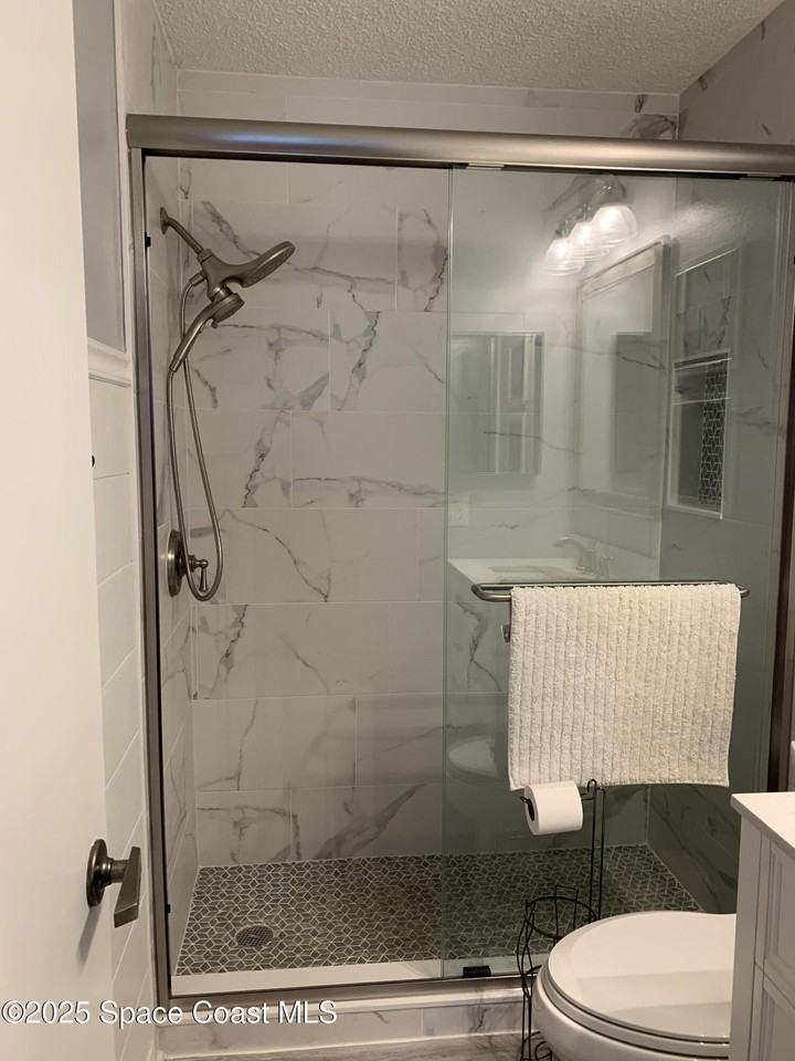 718 Beach Park Ln #718V286 - Photo 6 of 34