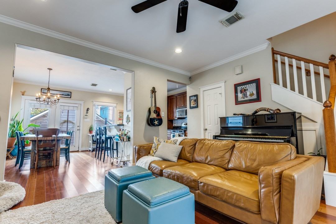 1017 W 15th 1/2 St #1017 - Photo 5 of 12