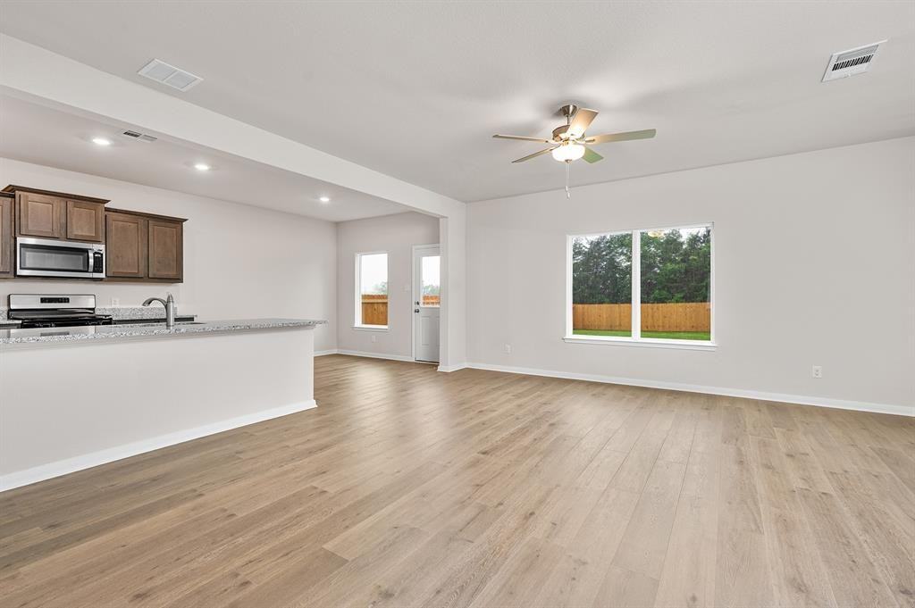 110 Southgate Dr #110 - Photo 3 of 6