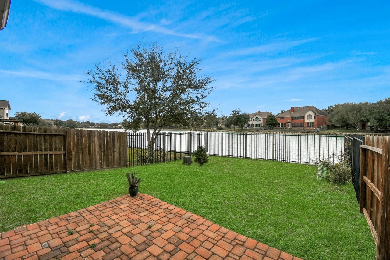 2202 Waterford Park St #2202 - Photo 3 of 37