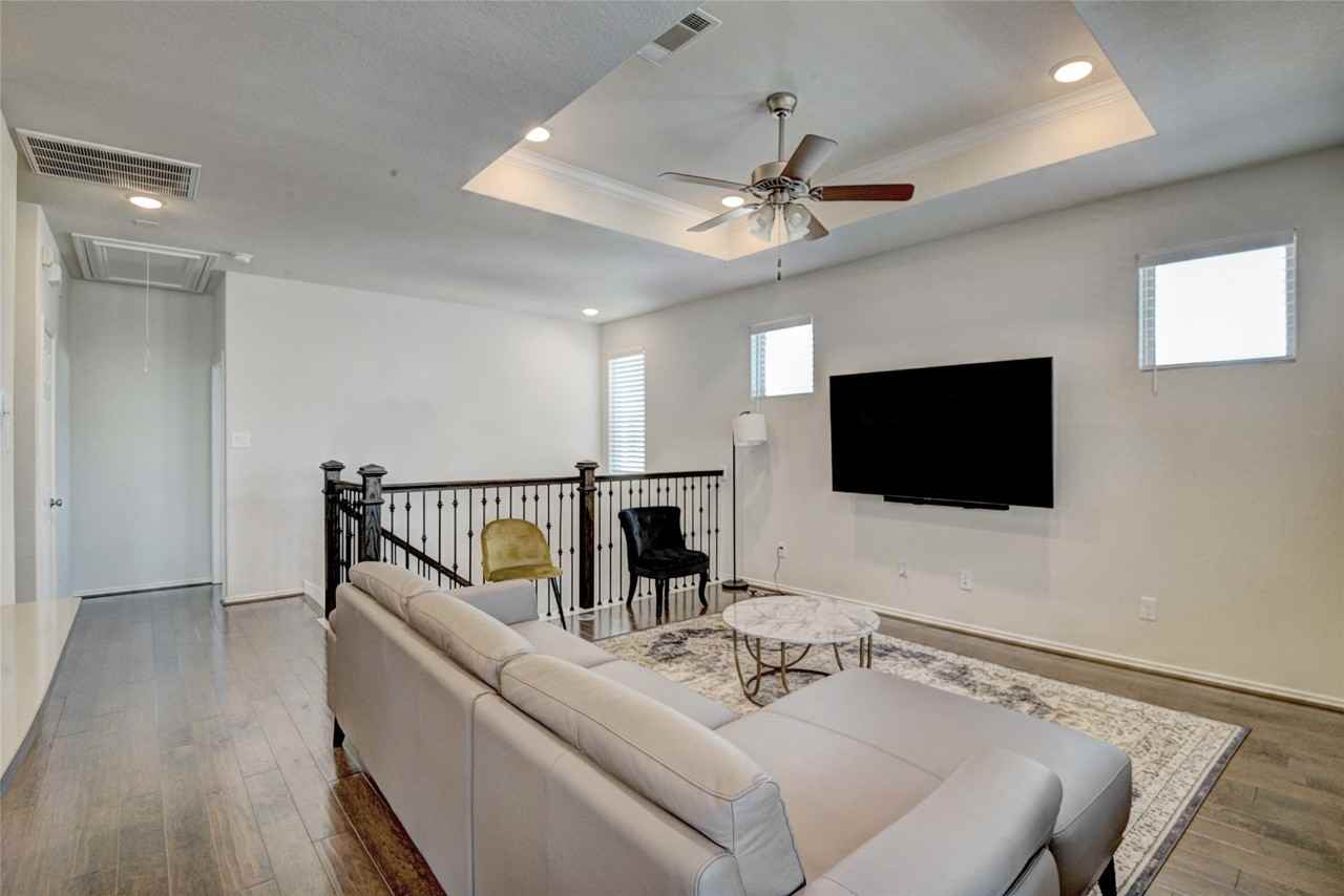 3104 Roseland Terrace Ln #3104 - Photo 4 of 14