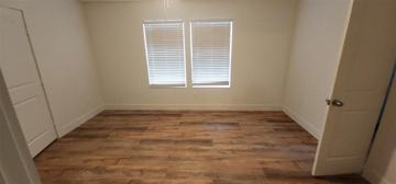 featured image of 2500 Mayo St #2500