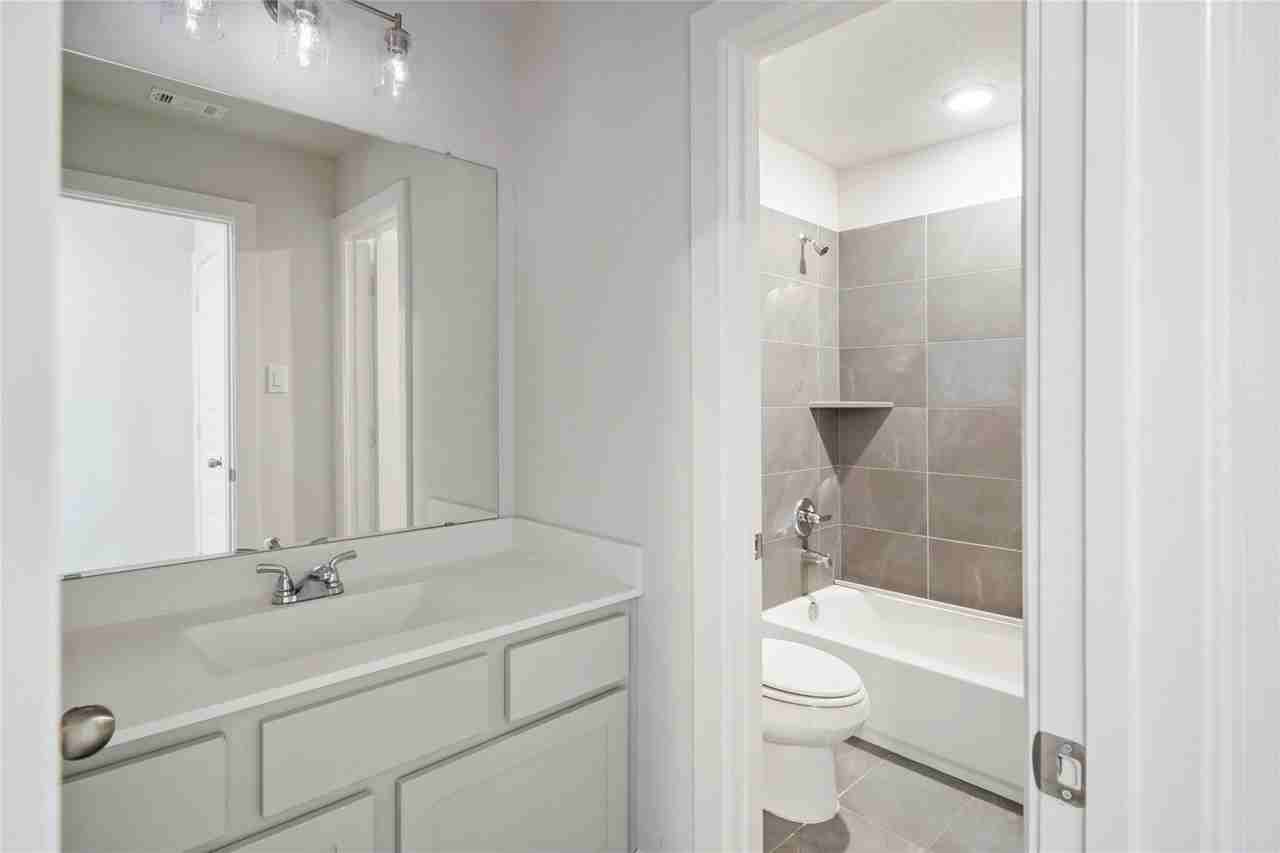 15655 Scolty Reach Ln #15655 - Photo 2 of 34