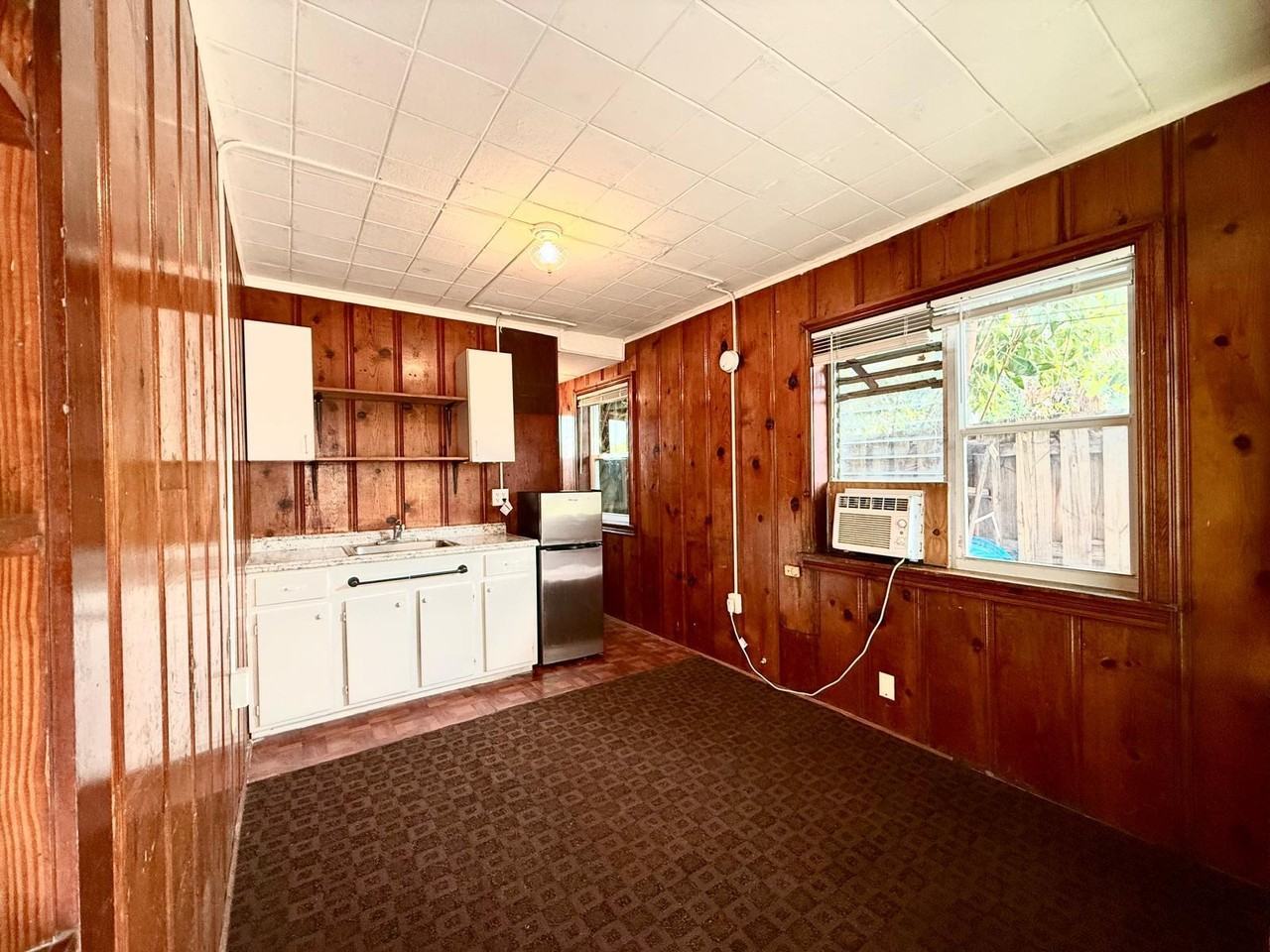 515 57th St #515-6 - Photo 5 of 7