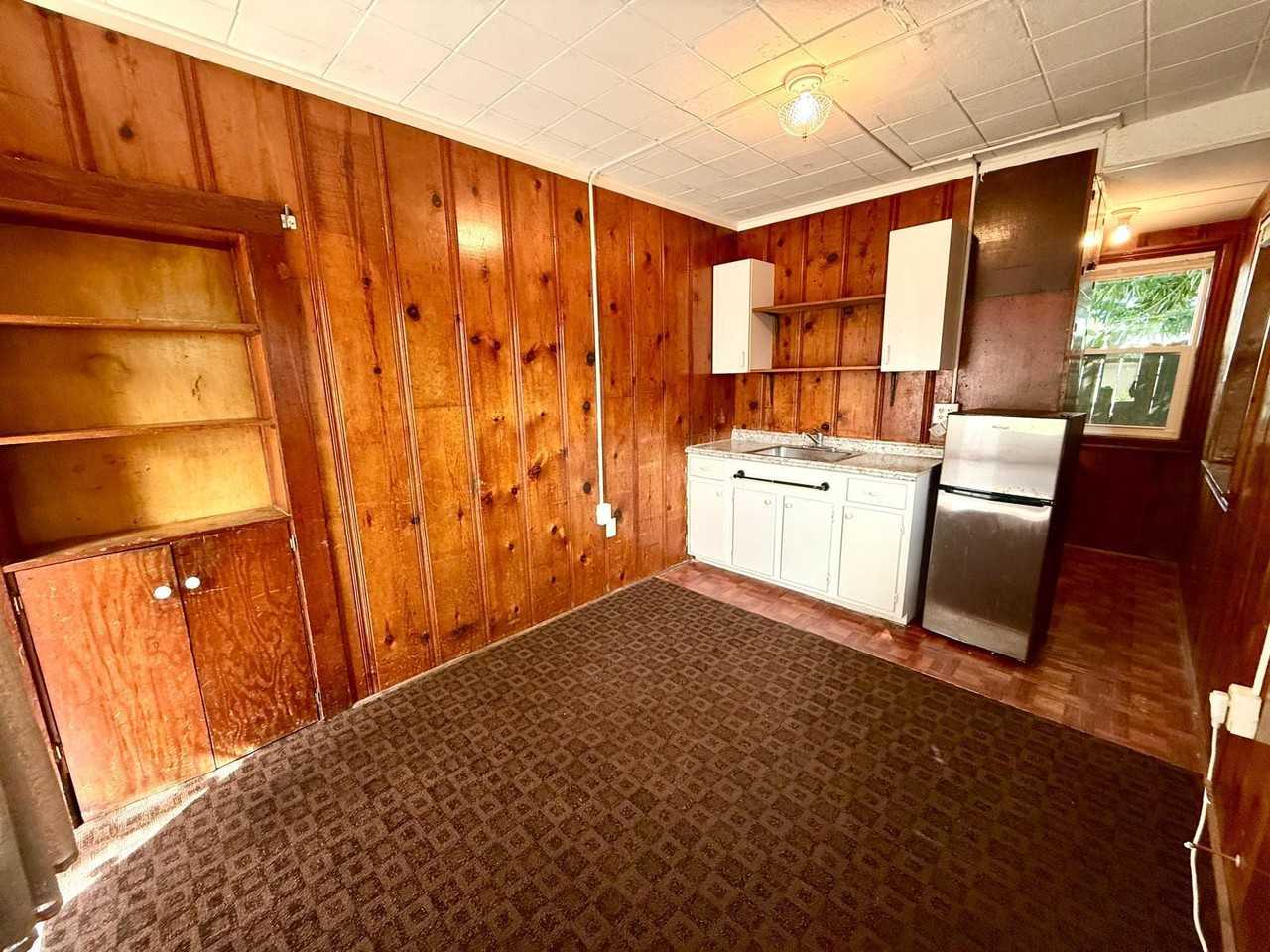 515 57th St #515-6 - Photo 6 of 7