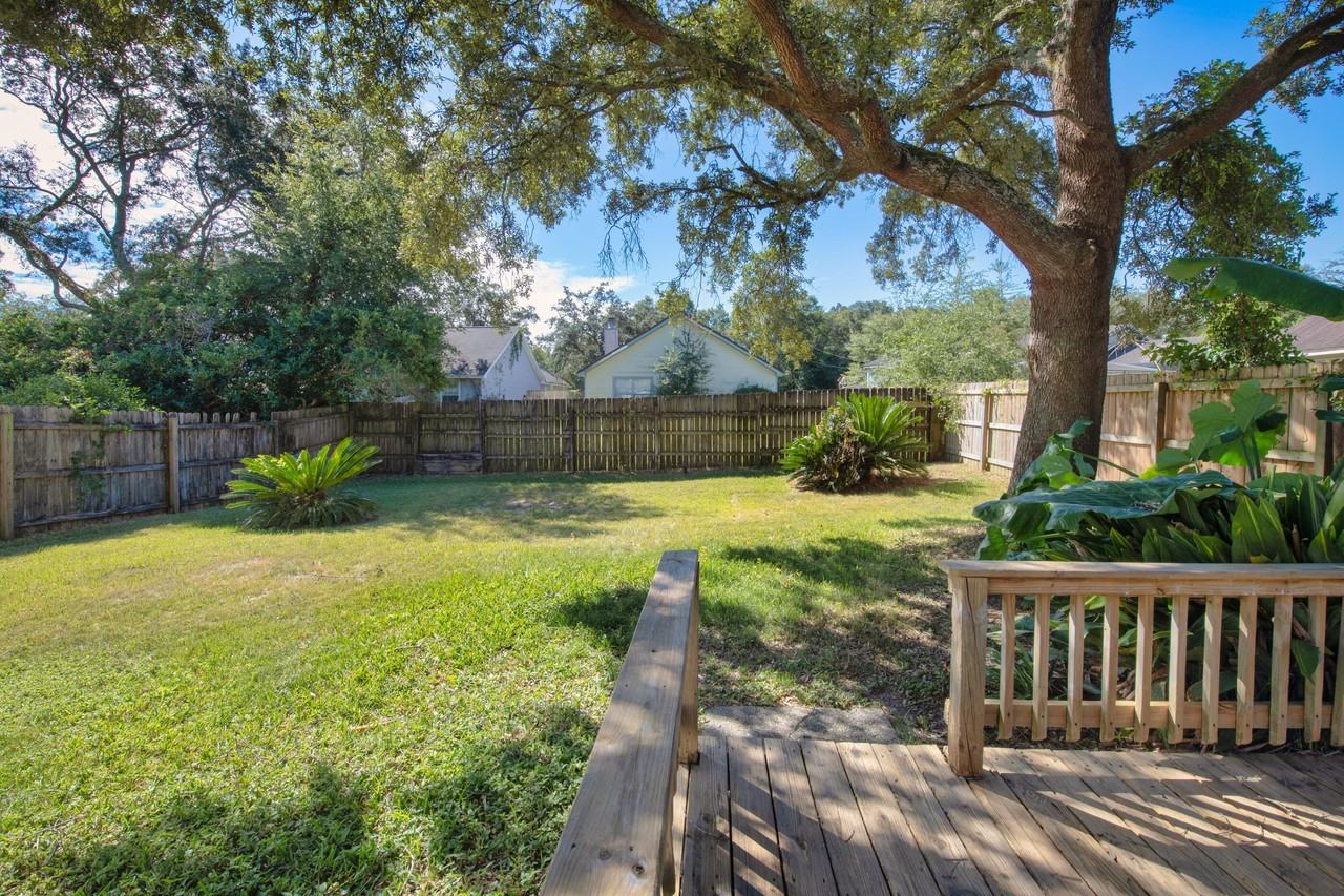 202 Summer Ln #202 - Photo 3 of 22