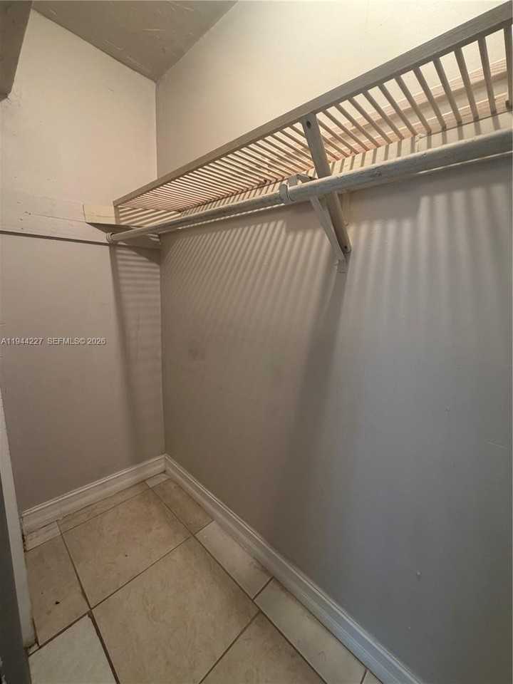 Dawson St #6C - Photo 4 of 5