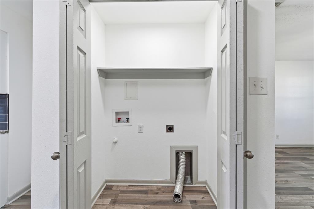 224 E Lake St #224-224 - Photo 7 of 22