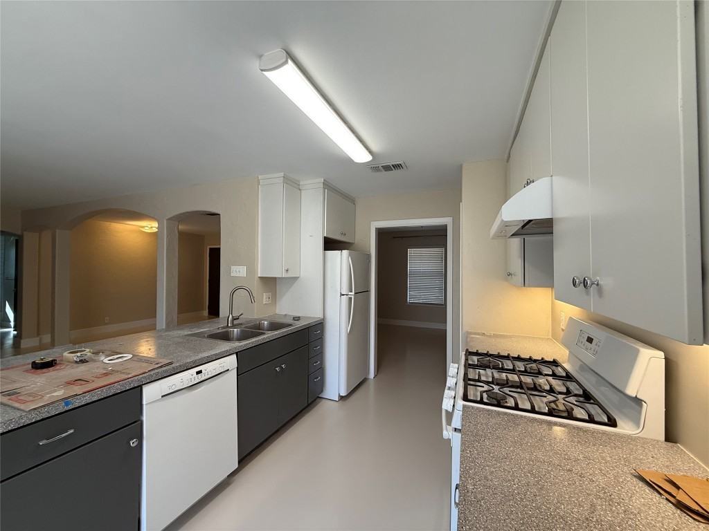 7407 Albert Rd #7407 - Photo 3 of 13