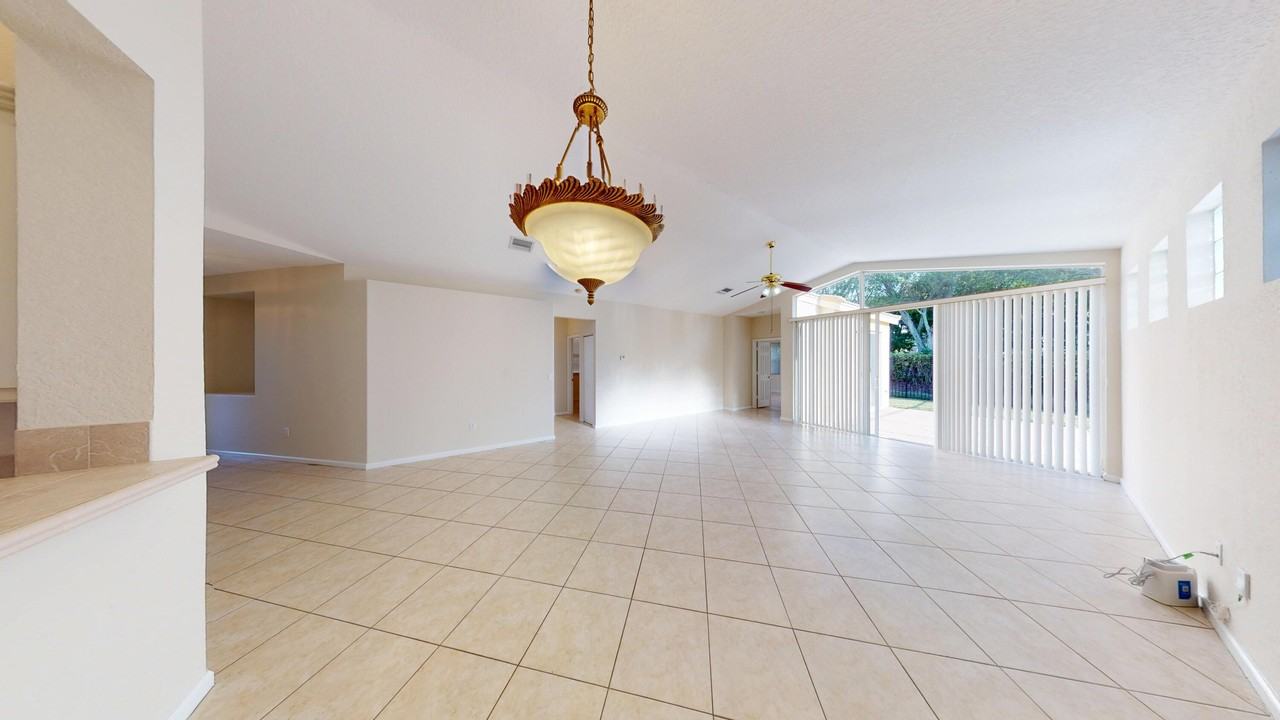 9710 Wyeth Ct #9710 - Photo 3 of 24