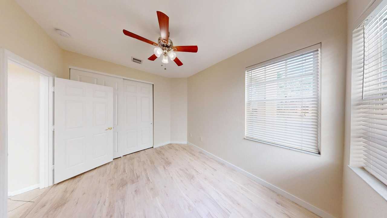 9710 Wyeth Ct #9710 - Photo 4 of 24