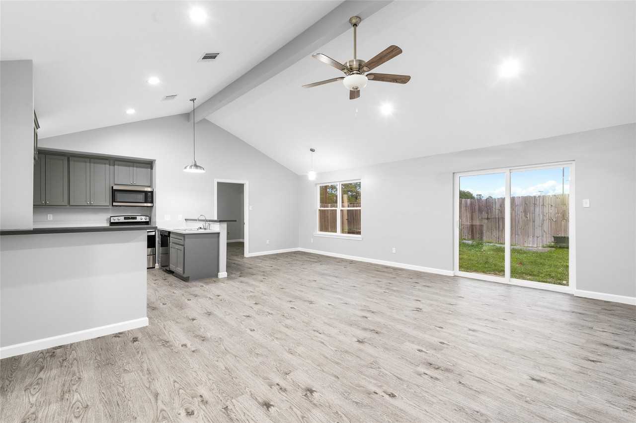 10922 Village Trail Dr #10922 - Photo 6 of 23