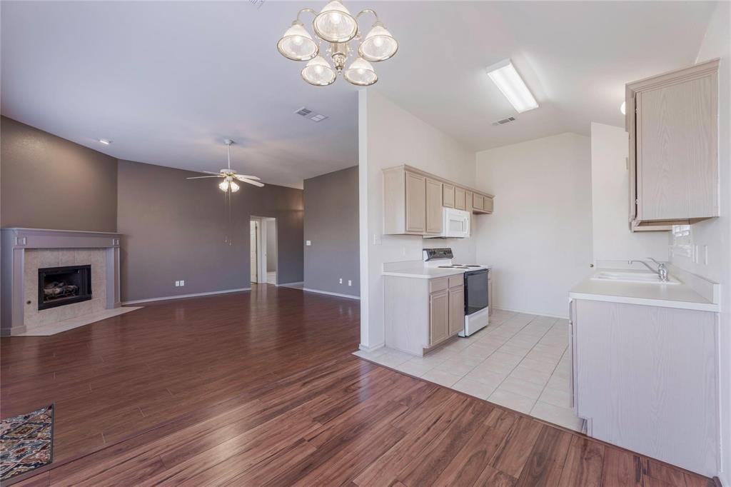 7506 Normandy Rd #7506 - Photo 3 of 22