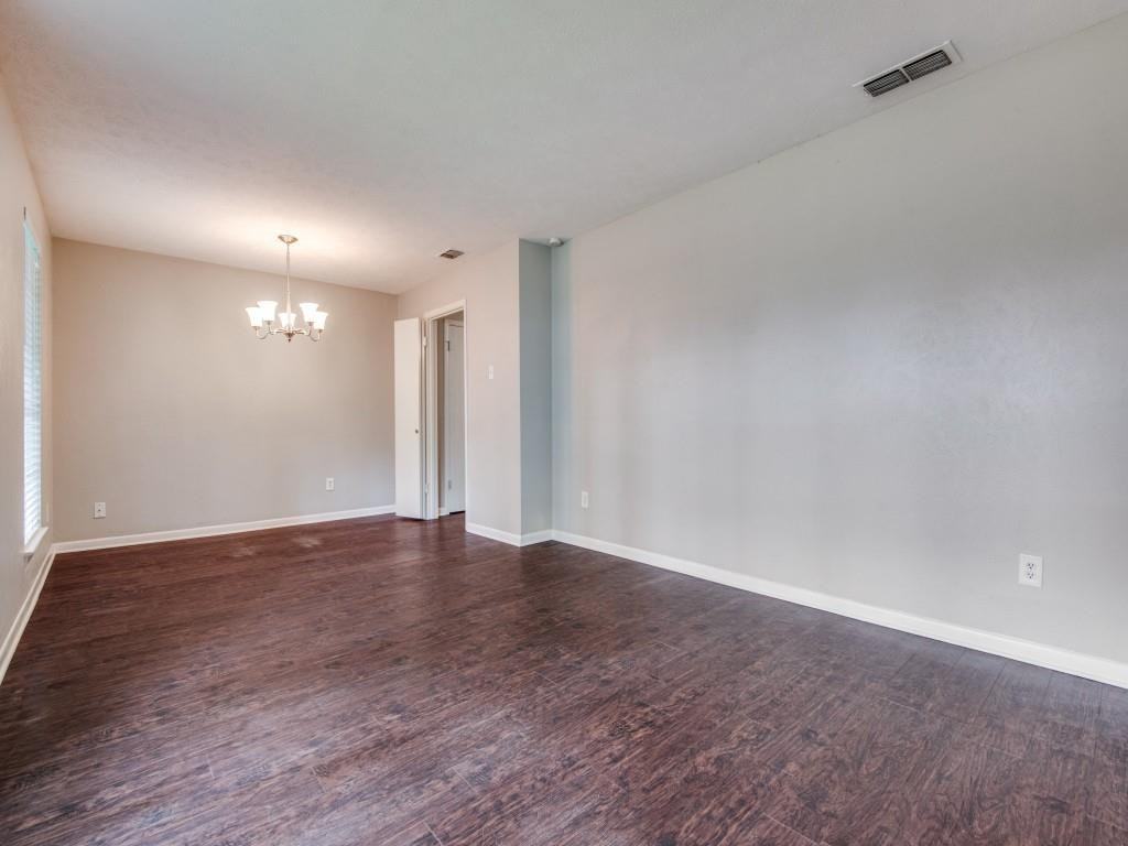 2025 Cedar Valley Ln #2025 - Photo 7 of 20