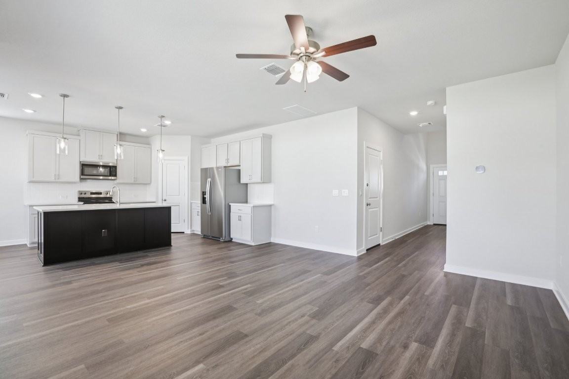 2332 Delano Dr #2332 - Photo 2 of 31