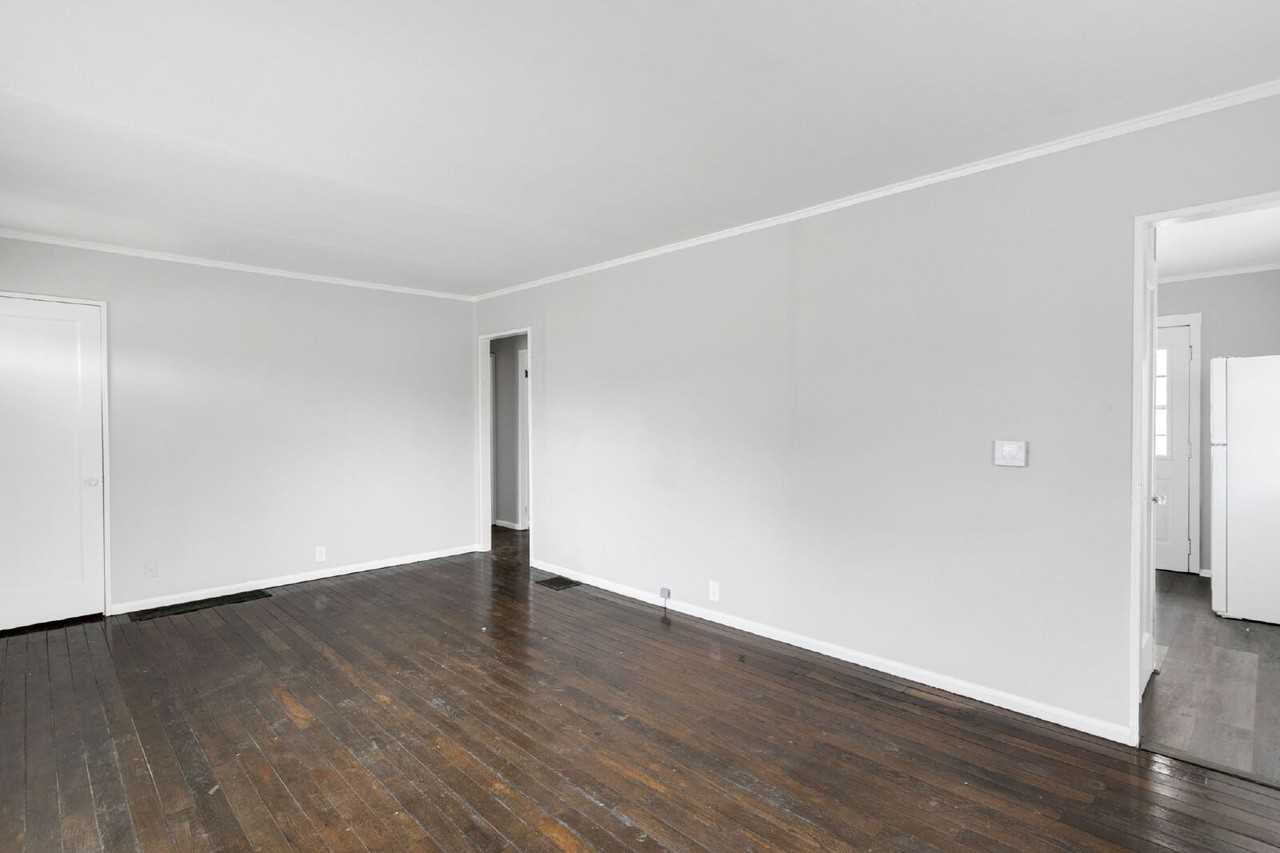 1404 Wilber St - Photo 5 of 19