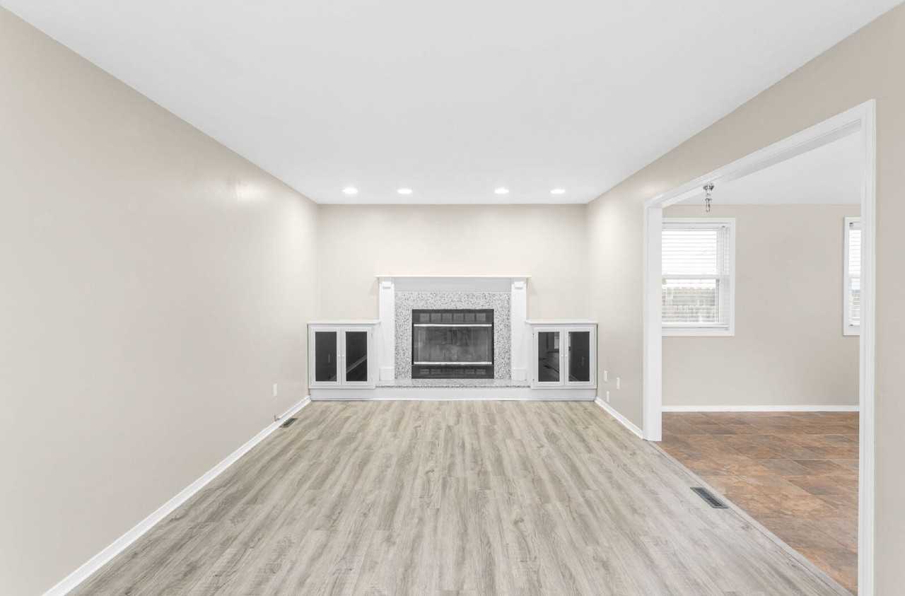 5414 Trippel Dr - Photo 6 of 20