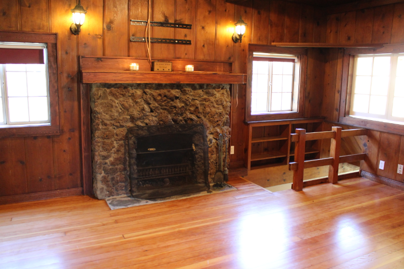 1872 Seminole Dr - Photo 5 of 18