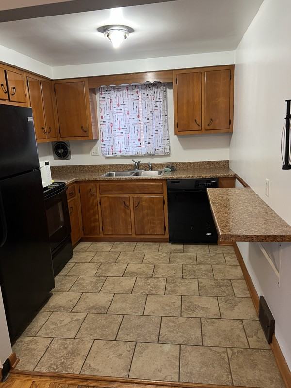 502 Lenox Ave #2 - Photo 5 of 11