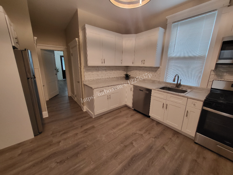 254 Woodbridge Ave #1 - Photo 2 of 13