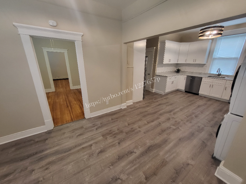 254 Woodbridge Ave #1 - Photo 5 of 13