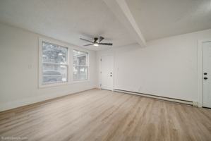 featured image of 725 W 2nd St #B
