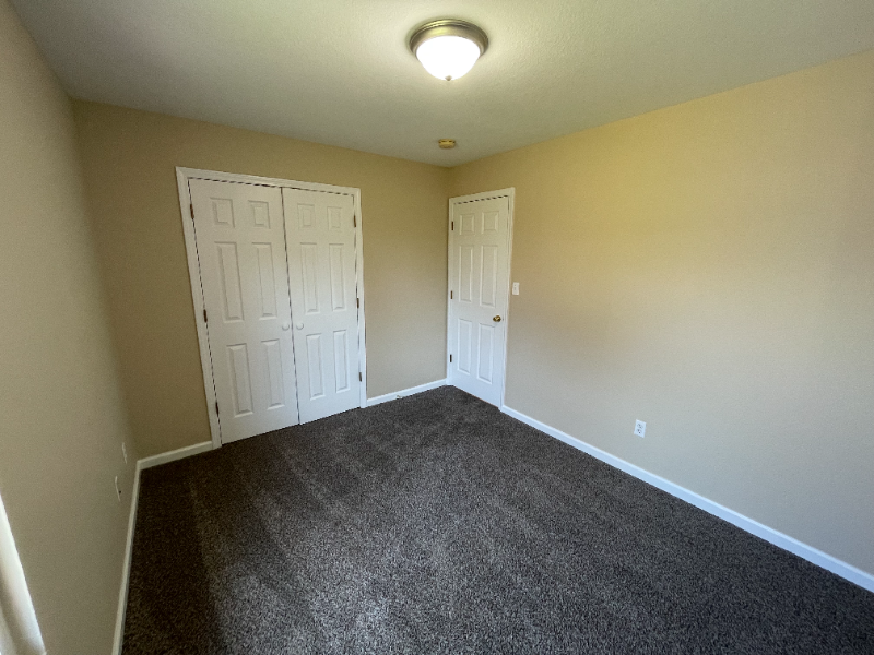 517 Franklin St - Photo 5 of 11