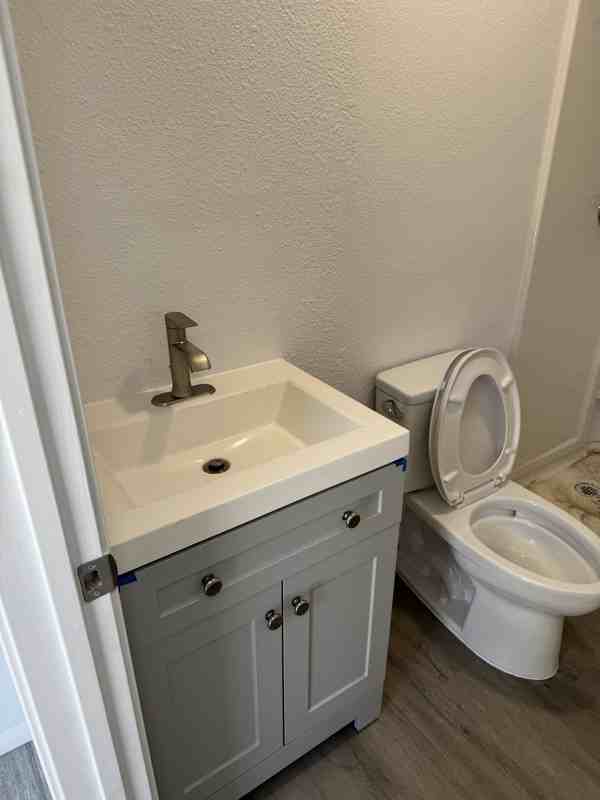 1017 E Wesleyan Dr - Photo 2 of 7