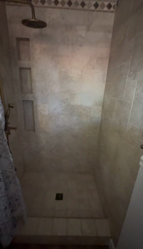 1909 E La Jolla Dr - Photo 7 of 13