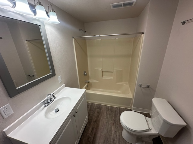 604 S 9th St #604 - Photo 5 of 6