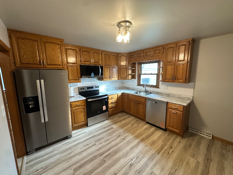 3019 S Prairie Ave - Photo 2 of 17