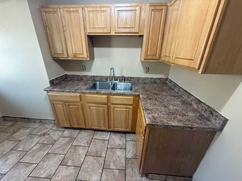 3549 E 104th St - Photo 4 of 15