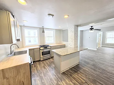 75 Valley St #75 - Photo 2 of 18